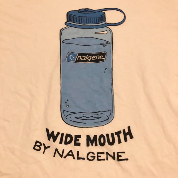 Uniqlo Nalgene Water Bottle Tshirt  Mens Size Small Shirt - Picture 2 of 16